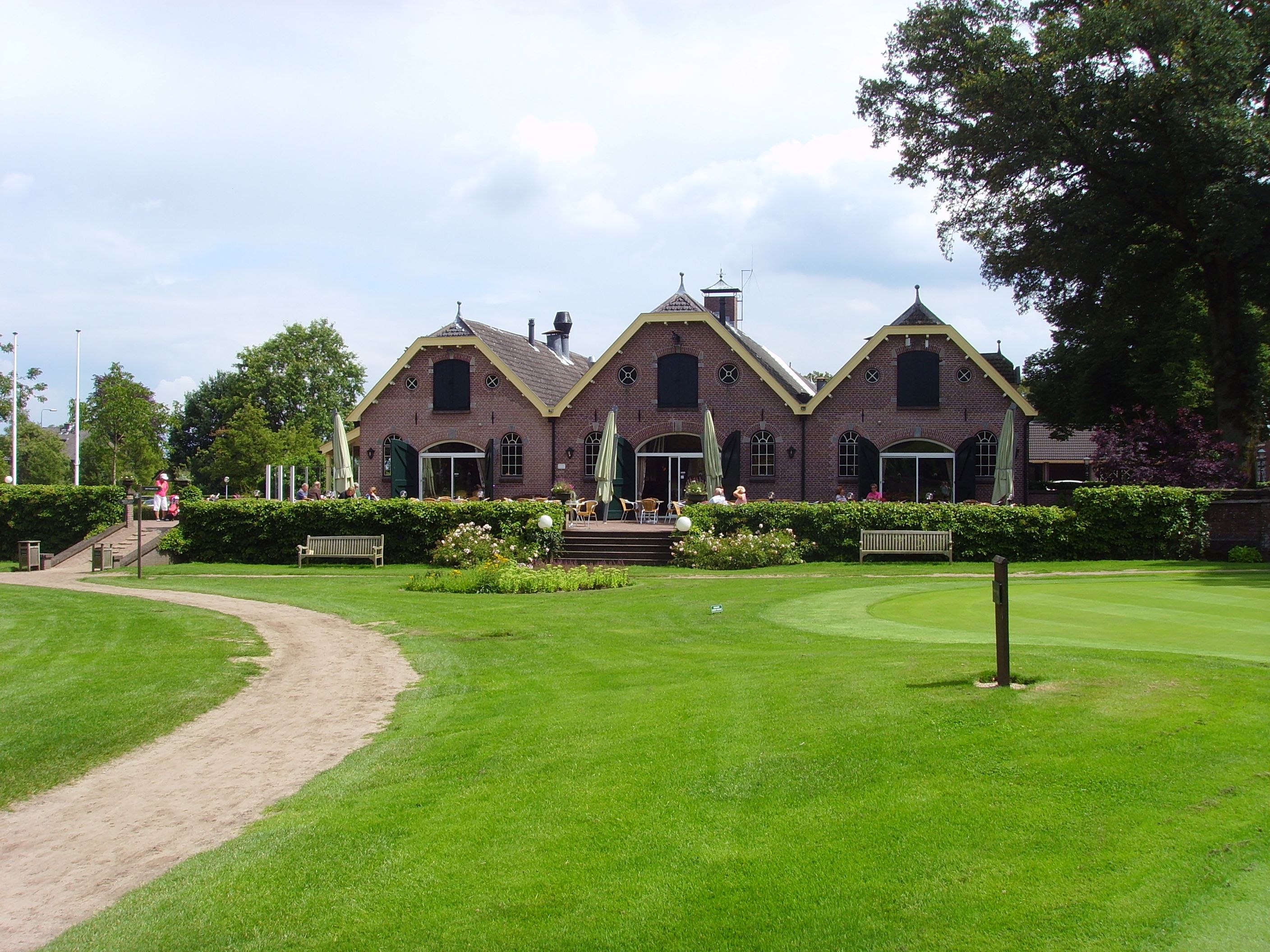 Het clubhuis van GC Anderstein